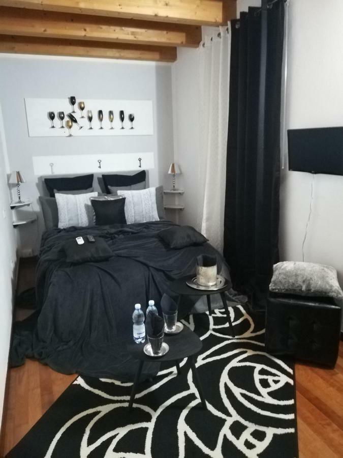 ホテルGarda House サンドラ 部屋 写真